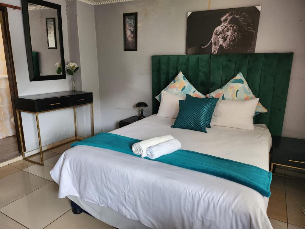 Ndamu Guest House